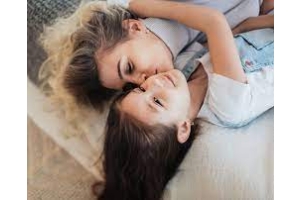 10 Ways Mothers Can Connect With Their Daughters