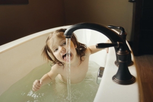 Expert Guide to Bathroom Safety for Kids 