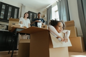 How to Help Your Kids Say Goodbye When Moving
