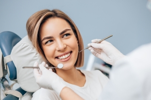 How to Pick the Right Dental Procedure for Your Appearance
