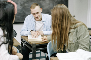 Why Fast-Track Graduate Programs Are Gaining Popularity in Social Work