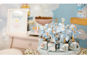  How to Host a Glitter-Themed Baby Shower on a Budget