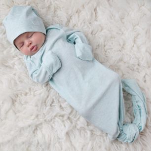 Woombie Tie the Knot Gowns + Hat