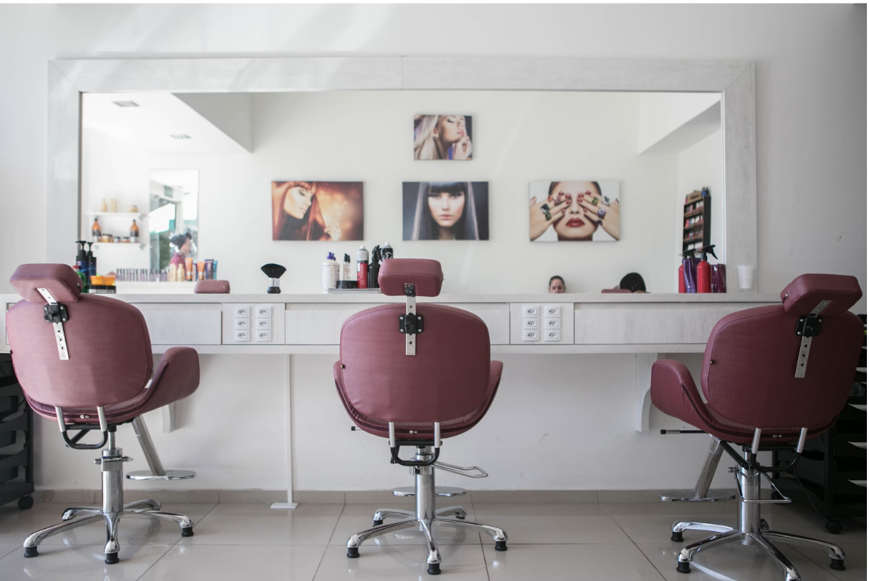 6 Things New Moms Should Know Before Opening a Hair Salon
