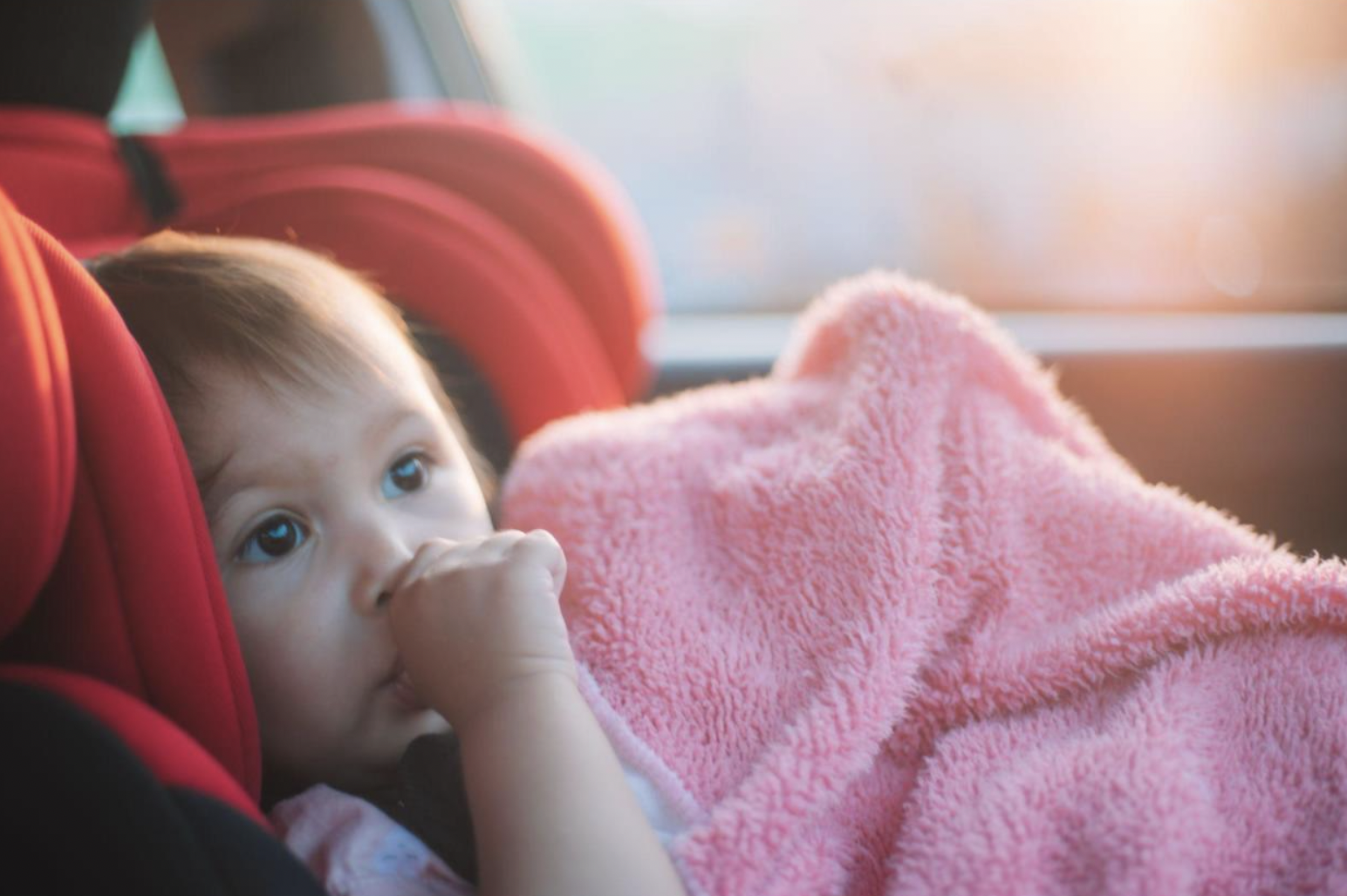 9 Ways to Keep Babies Comfortable in the Car During Cold Weather Without Heavy Coats
