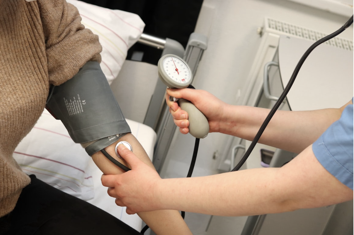 How Allied Health Assistants Support Patients Through Daily Recovery