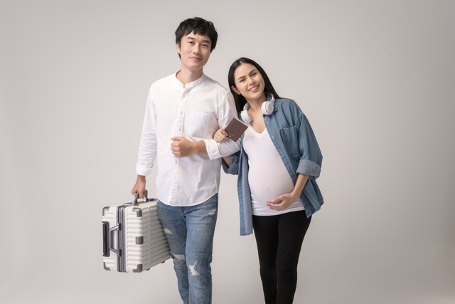 How Different Airlines Handle Expecting Mothers on International Flights