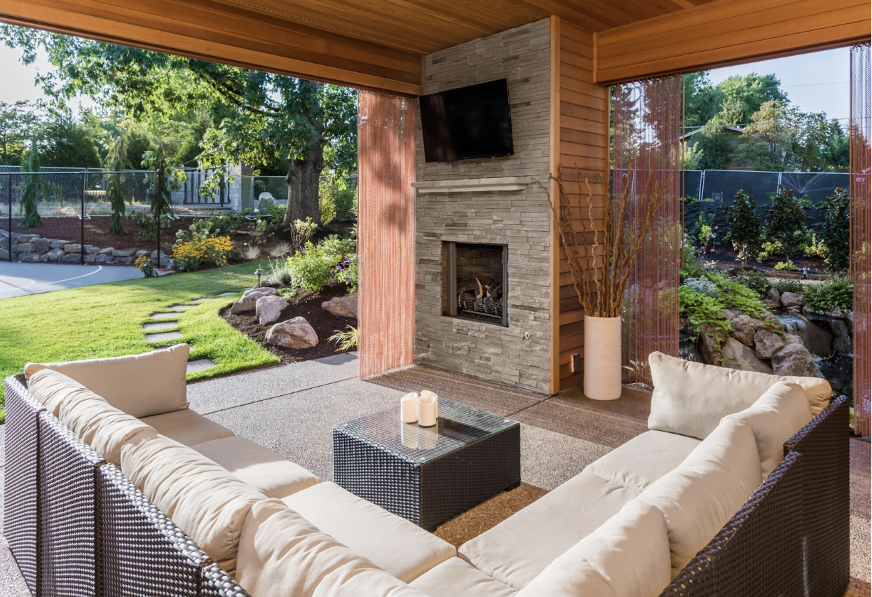 How to Set the Right Mood in Your Outdoor Space