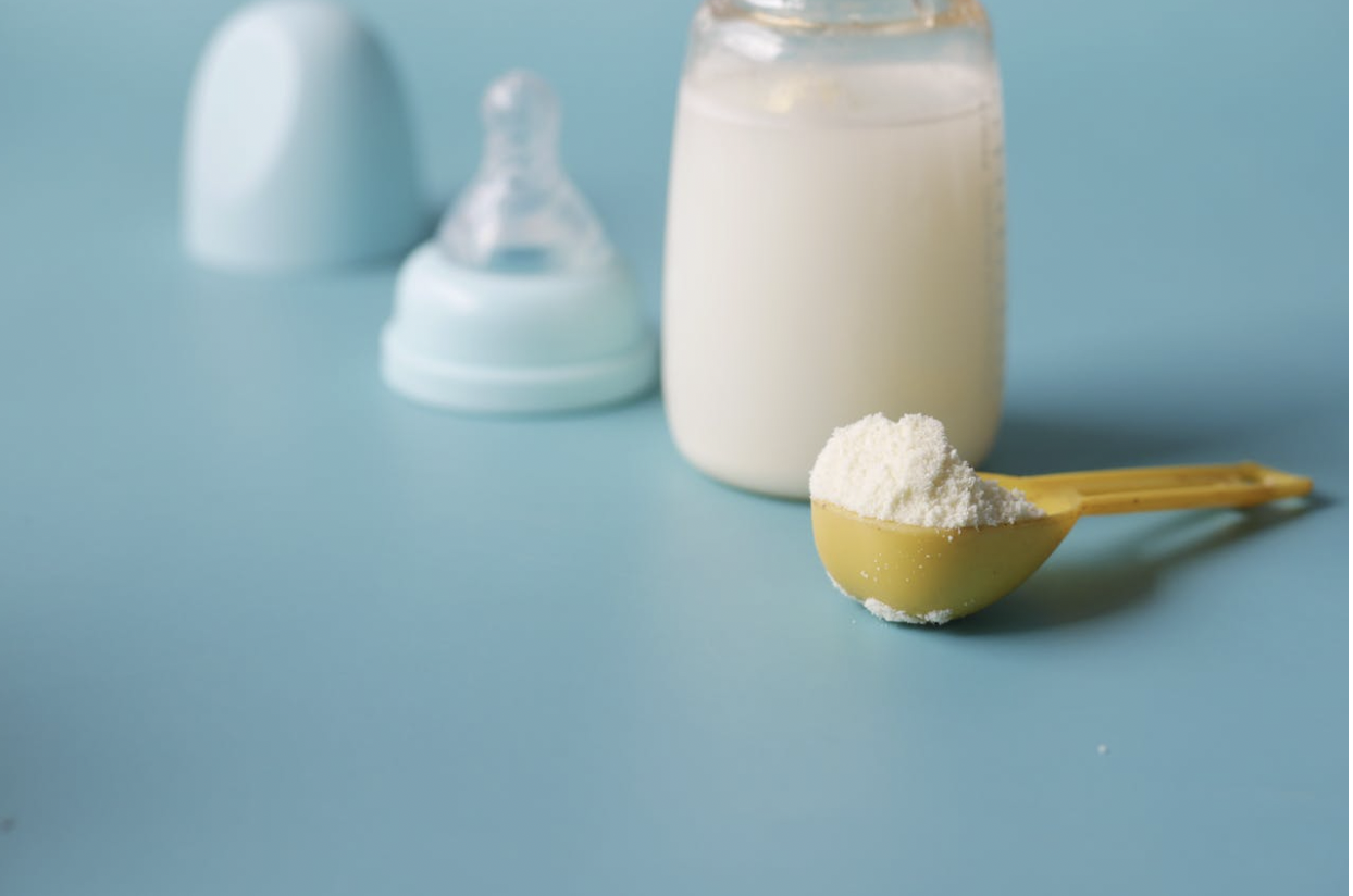 Key Factors to Consider When Switching Baby Formulas