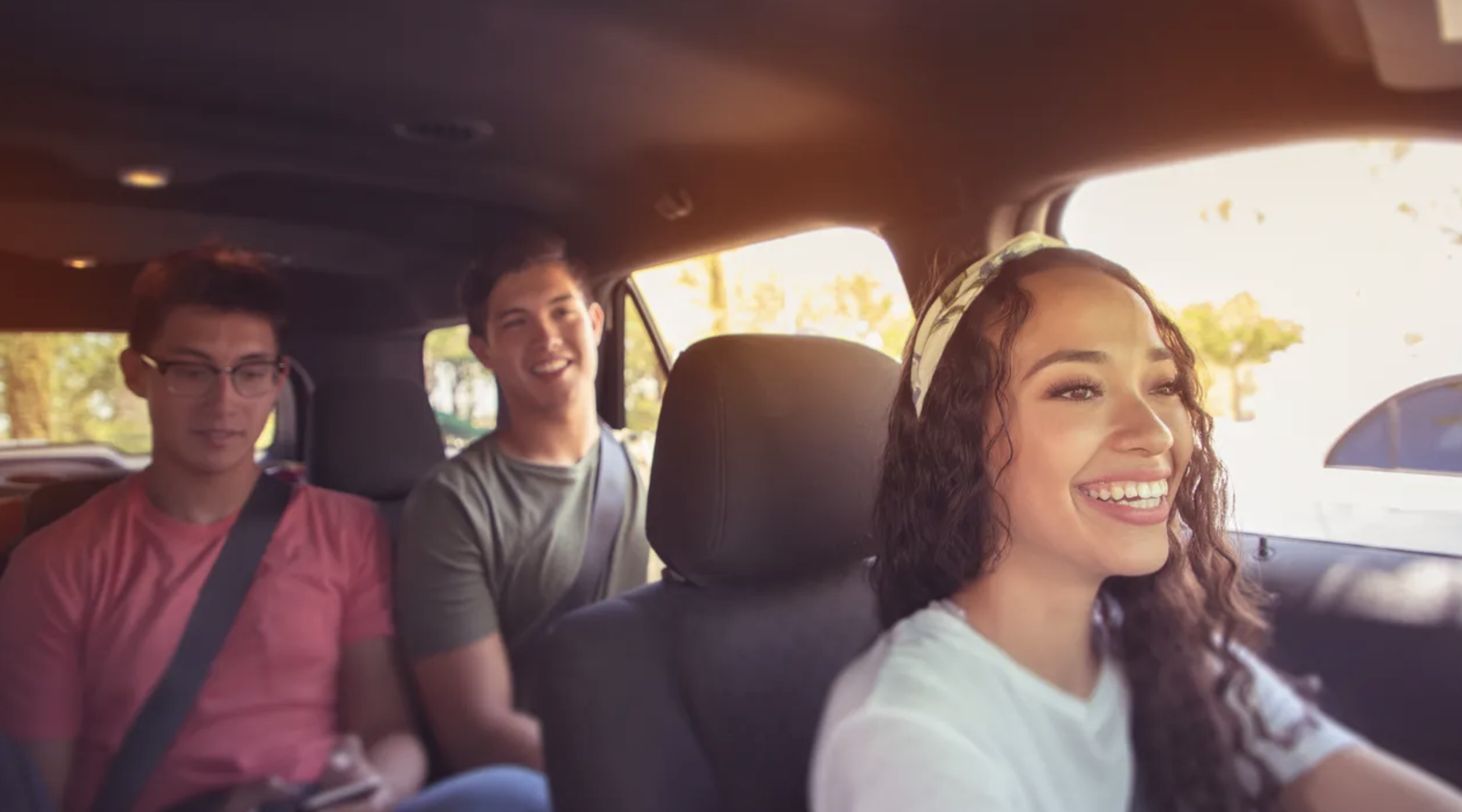 Tips to Keep Your Kids Safe While Ride Sharing