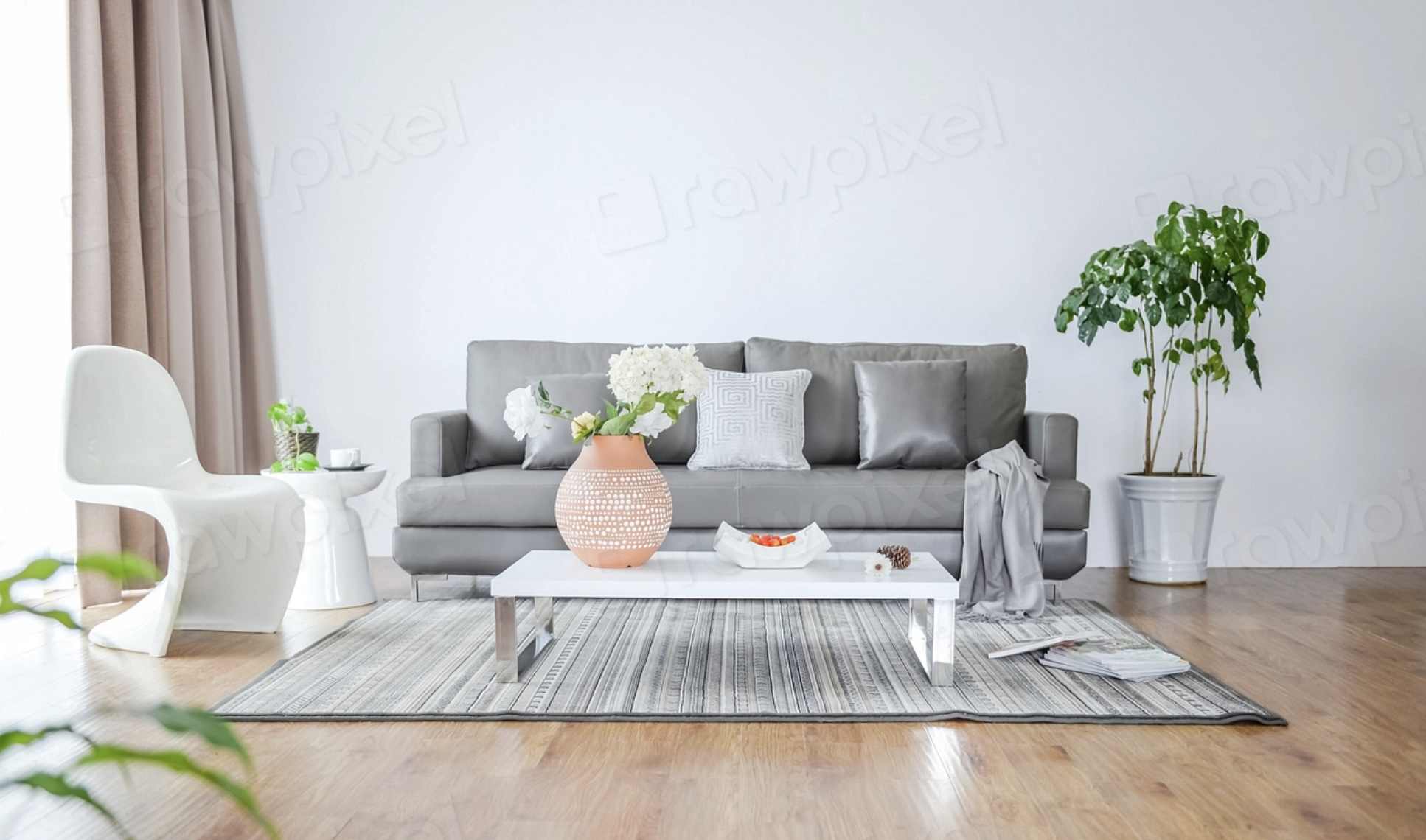 Best Sofa Brands For Durability: Sofas That Still Feel Solid After 10+ Years 