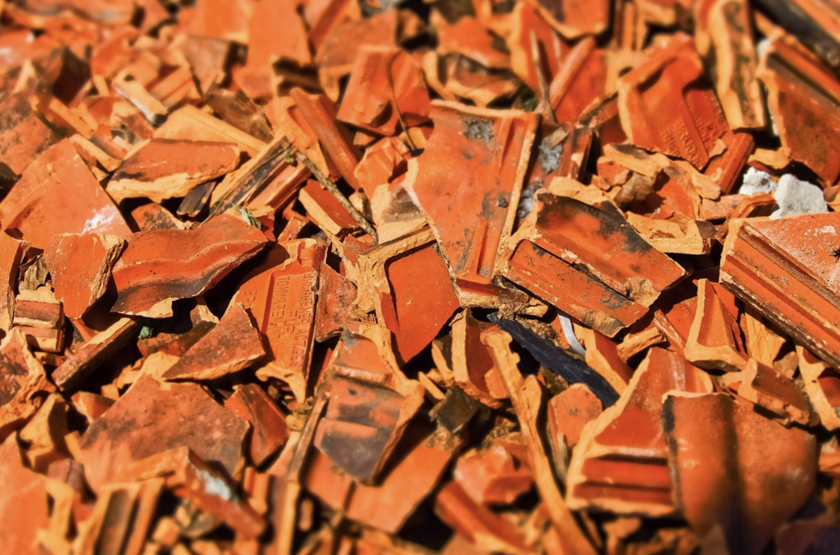 Finding The Right Roofing Professionals: Key Tips  To Consider