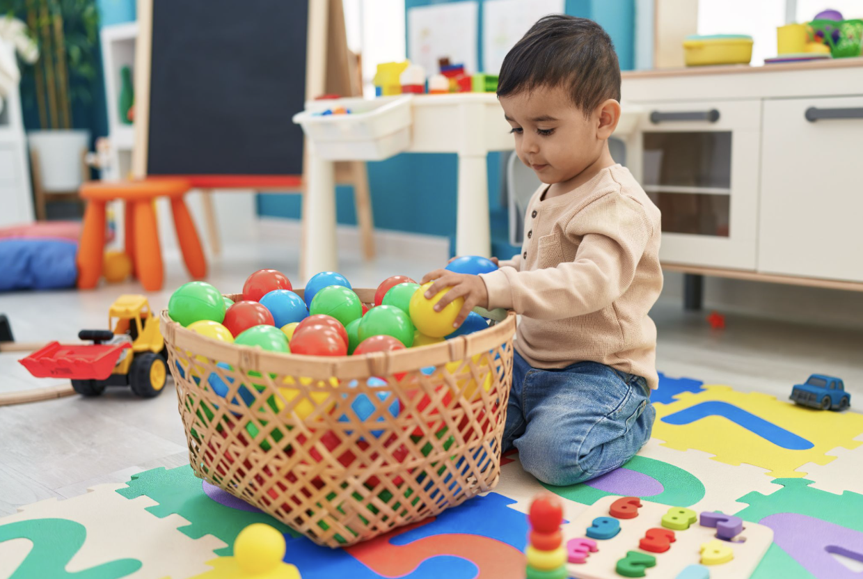 What are the Benefits of Enrolling Kids in a Daycare