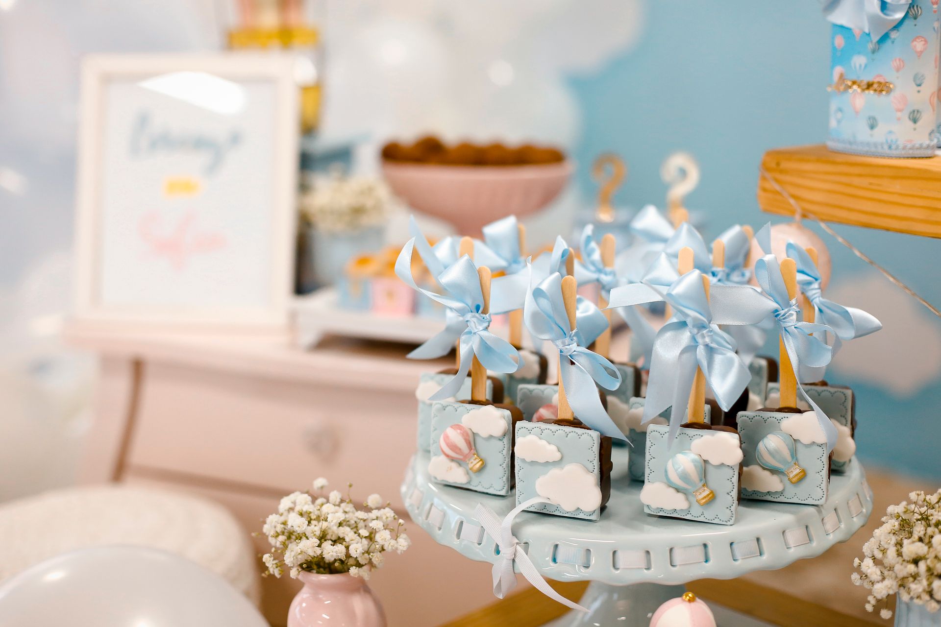 The Countdown to Cuddles: Your Baby Shower Planning Checklist and Timeline, From Guest List to Thank-You Notes