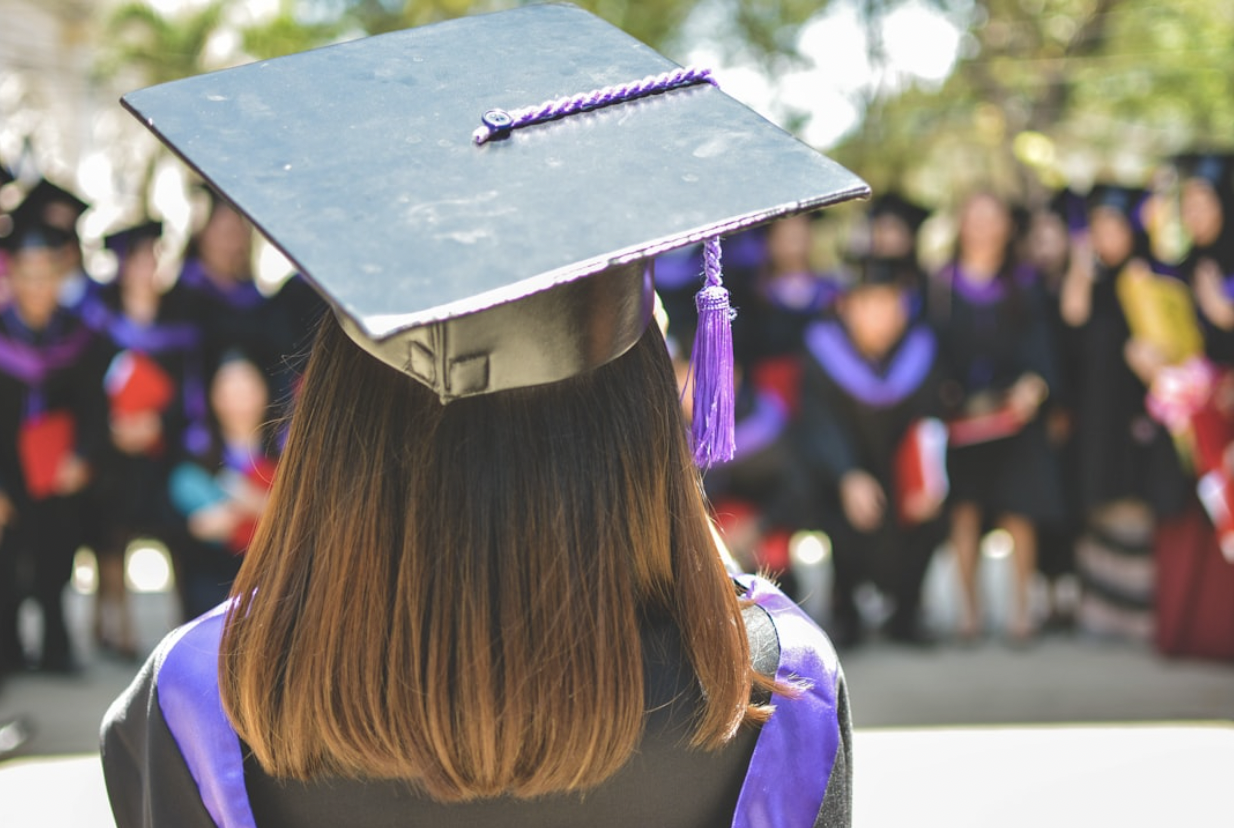 Why You Should Consider Pursuing Higher Education