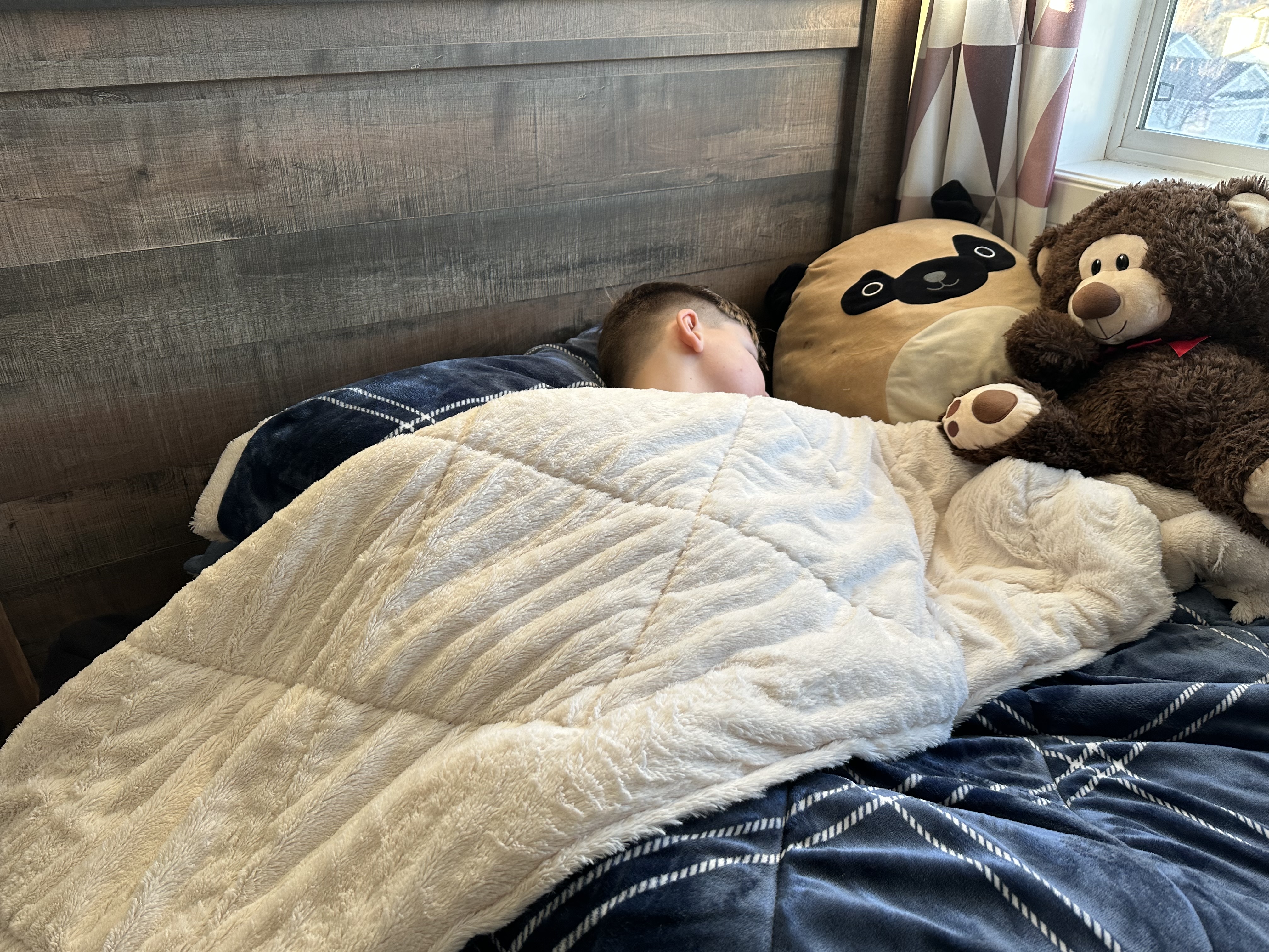 Creating a Sleep-Friendly Bedroom for ADHD Children: Tips for Establishing a Sleep Routine | Woombie